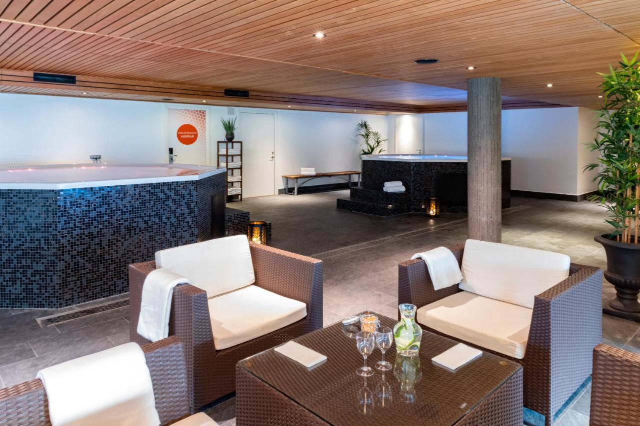 First Hotel Lindoe Park Vallentuna Eksteriør bilde