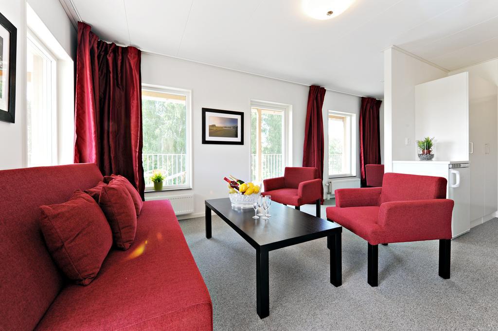 First Hotel Lindoe Park Vallentuna Rom bilde