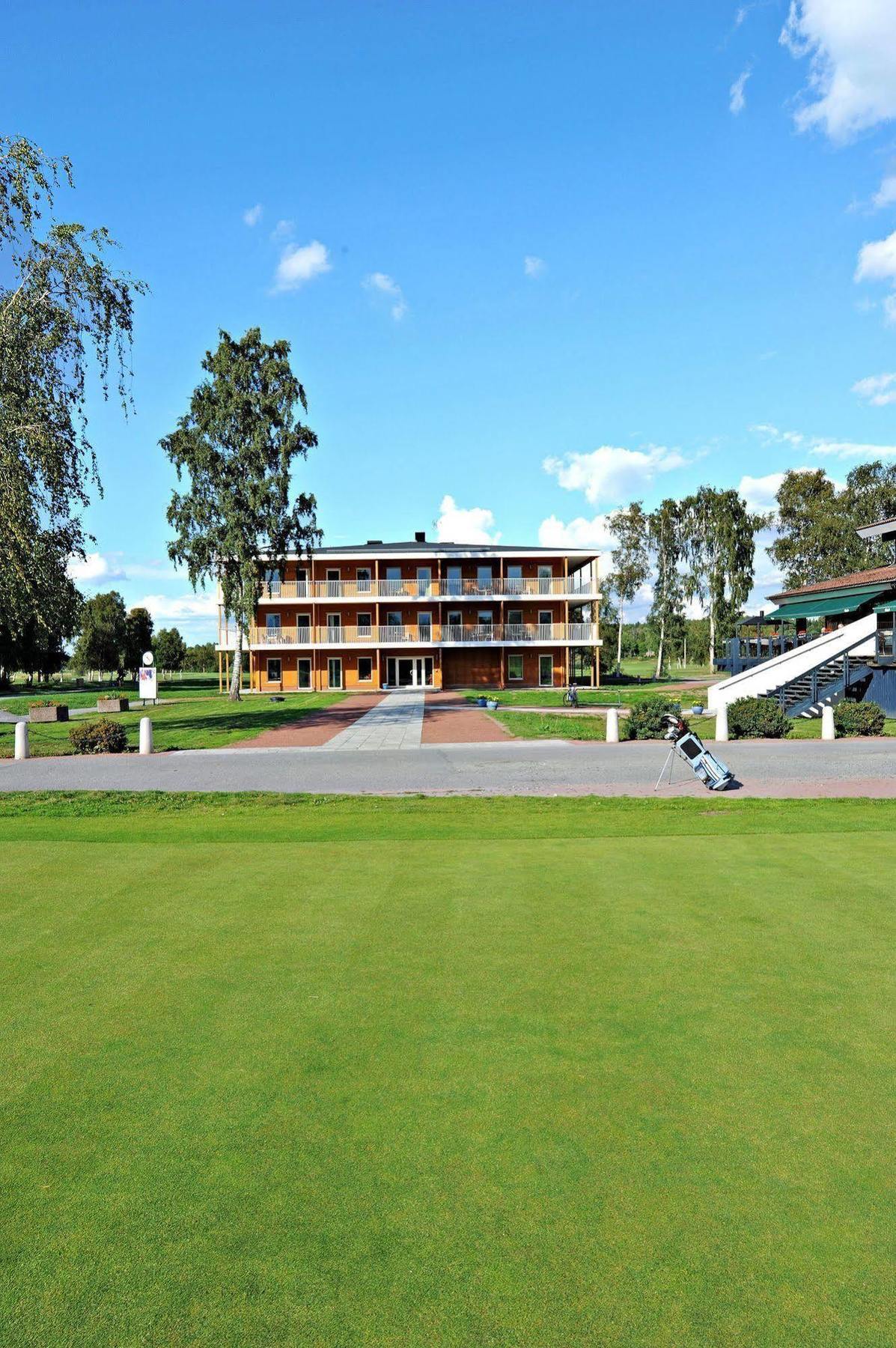 First Hotel Lindoe Park Vallentuna Eksteriør bilde