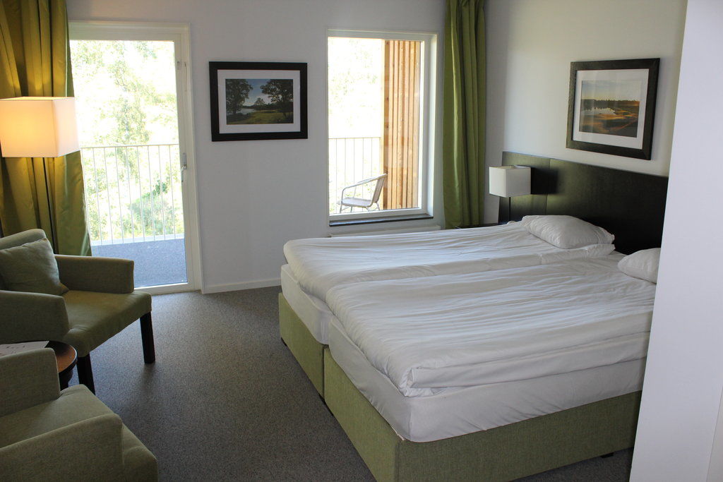 First Hotel Lindoe Park Vallentuna Eksteriør bilde
