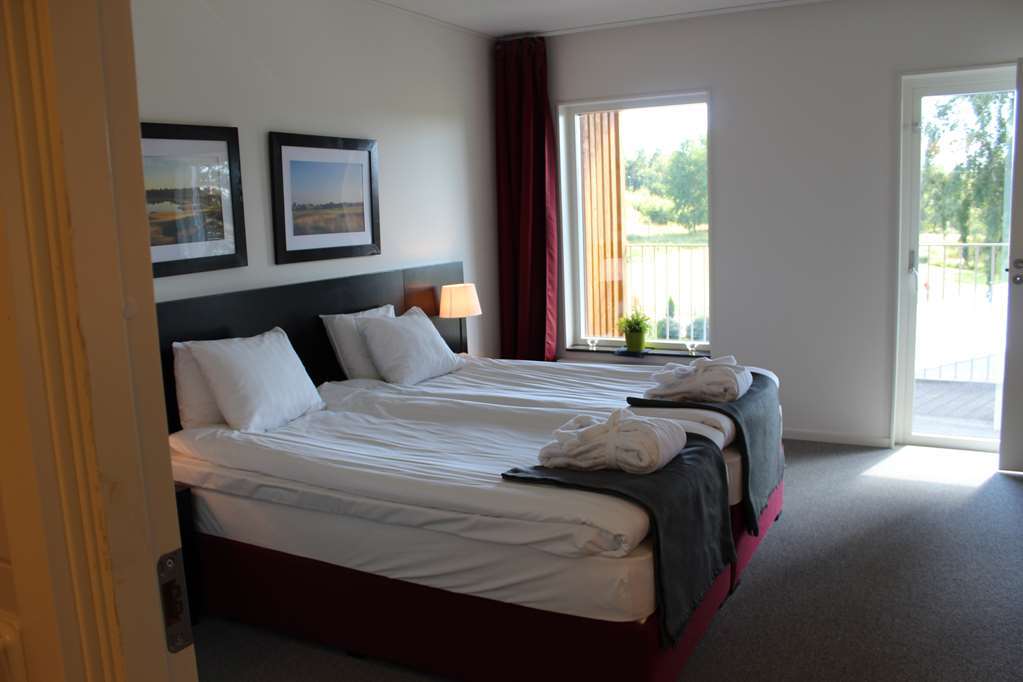 First Hotel Lindoe Park Vallentuna Rom bilde